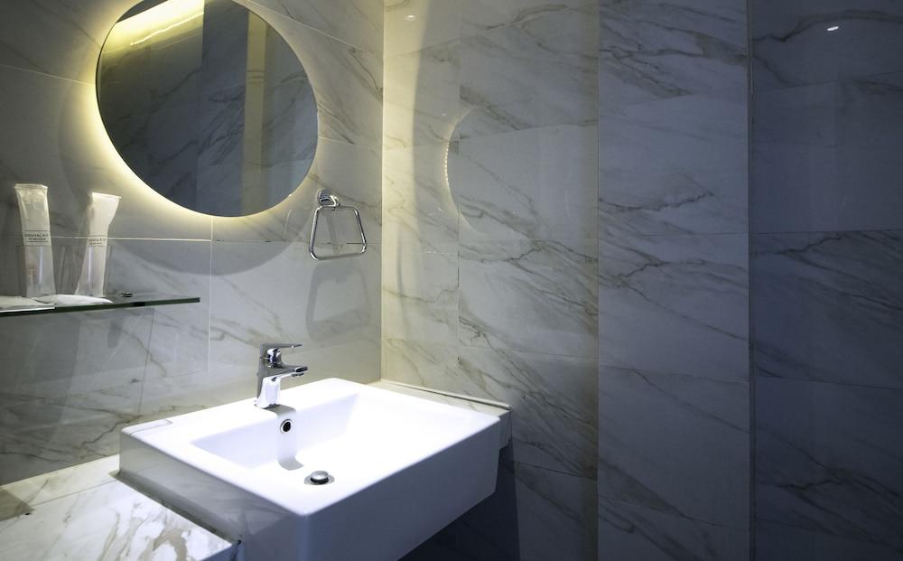 Nuve Khách sạn Singapore